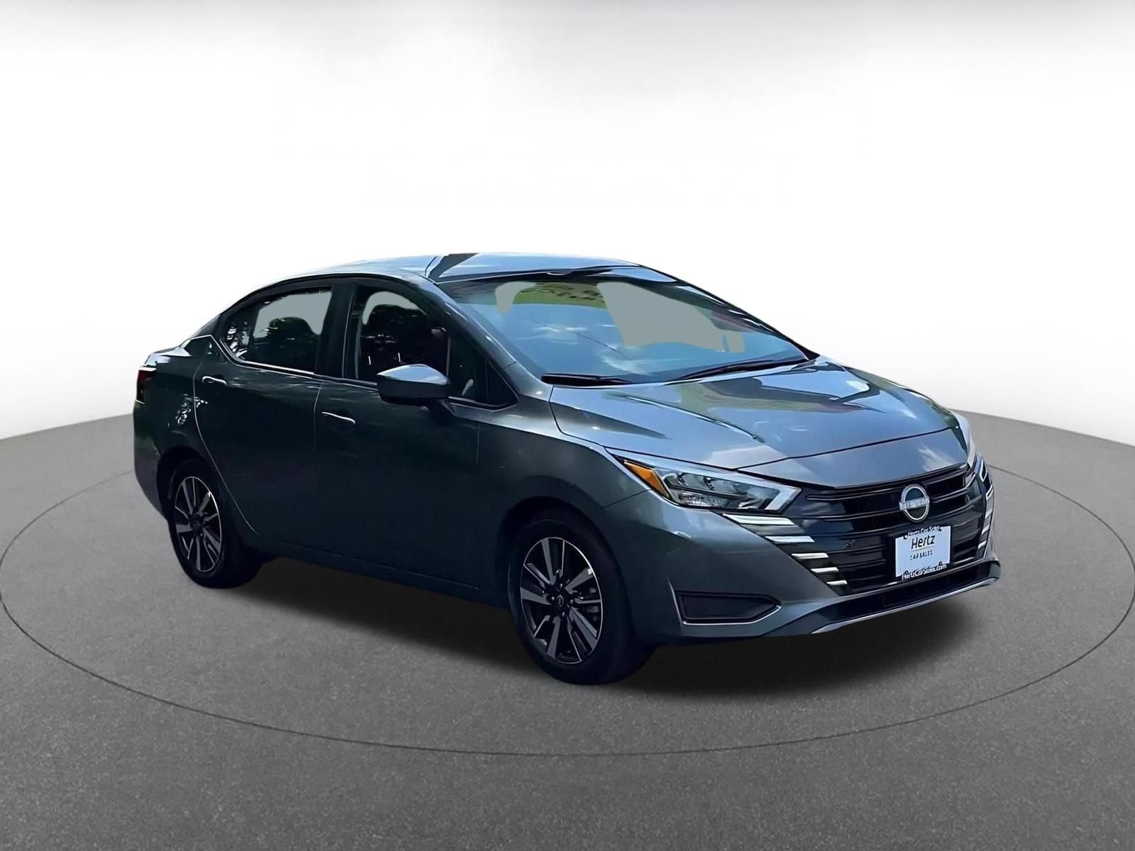 Used 2025 Nissan Versa SV FWD image 2