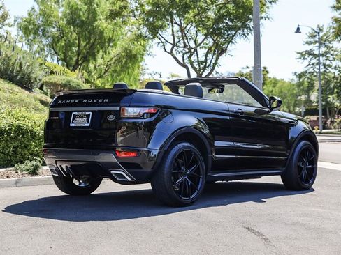 Used 2018 Land Rover Range Rover Evoque SE Dynamic AWD/4WD image 5
