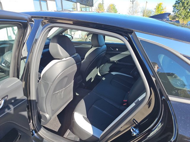 Used 2026 Kia K5 GT-Line w/ GT-Line Premium Package AWD/4WD image 5