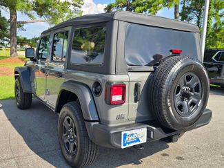 Used 2022 Jeep Wrangler Unlimited Sport AWD/4WD video 3