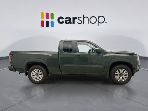 Used 2024 Nissan Frontier SV w/ SV Convenience Package AWD/4WD image 3