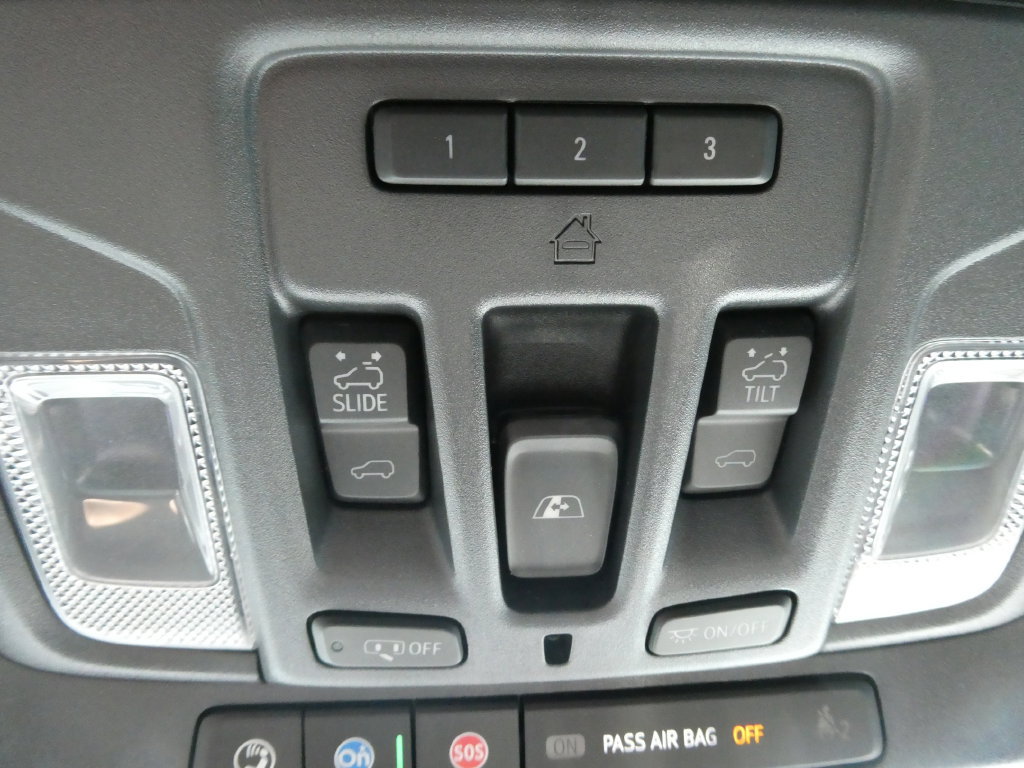 Certified 2024 GMC Sierra 1500 AT4 w/ Technology Package AWD/4WD image 30