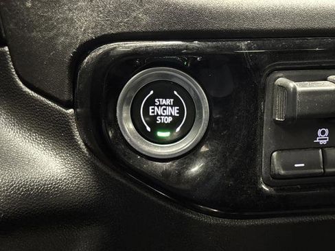 Used 2024 Chevrolet Silverado 2500 LT image 21