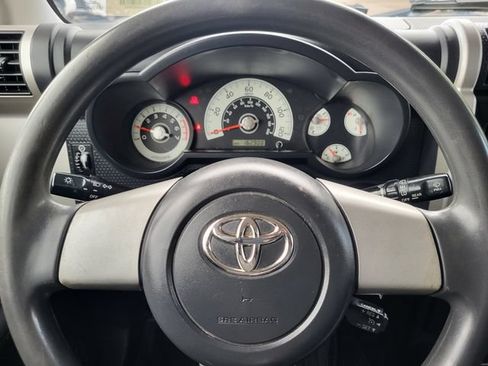 Used 2008 Toyota FJ Cruiser 4WD w/ Convenience Pkg image 16