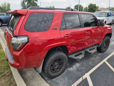 Used 2016 Toyota 4Runner SR5 Premium AWD/4WD image 10
