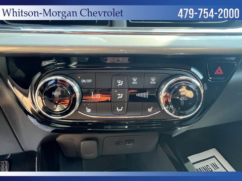 New 2026 Chevrolet Trax LT w/ LT Convenience Package FWD image 14