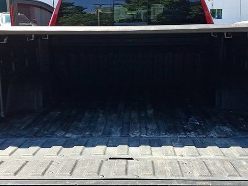 Used 2025 GMC Sierra 1500 AT4 w/ AT4 Premium Package AWD/4WD image 28