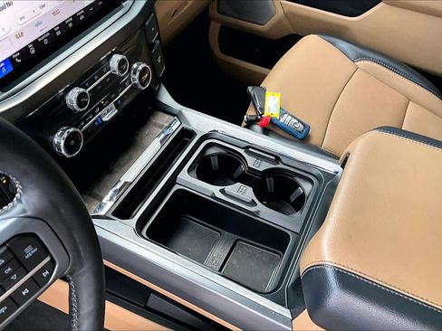 Used 2024 Ford F450 Lariat w/ Lariat Ultimate Package image 17