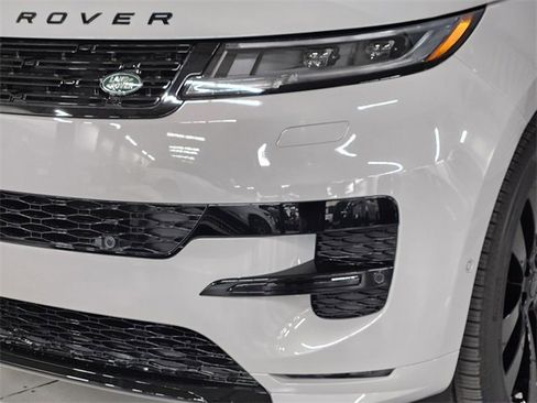 New 2026 Land Rover Range Rover Sport Dynamic SE image 12