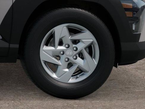 New 2026 Hyundai Kona SE FWD image 8