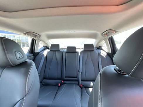 Certified 2025 Acura TLX w/ Technology Package FWD image 5