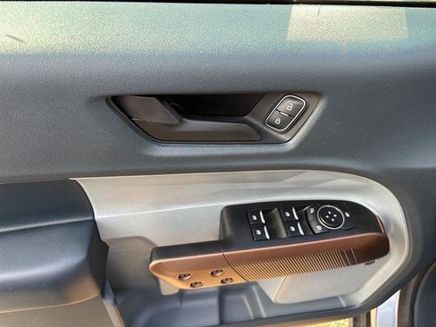 Certified 2024 Ford Maverick Lariat image 14