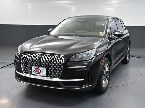 Used 2024 Lincoln Corsair AWD w/ Equipment Group 101A image 13