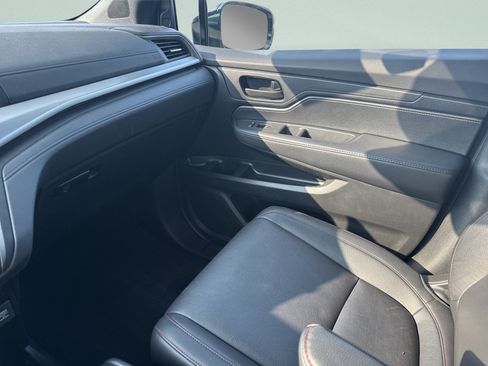 Used 2025 Honda Odyssey Sport-L image 18