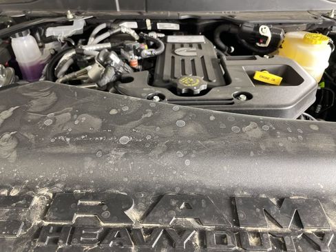 New 2026 RAM 2500 Laramie AWD/4WD image 43