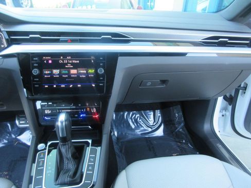 Used 2023 Volkswagen Arteon SEL Premium AWD/4WD image 47