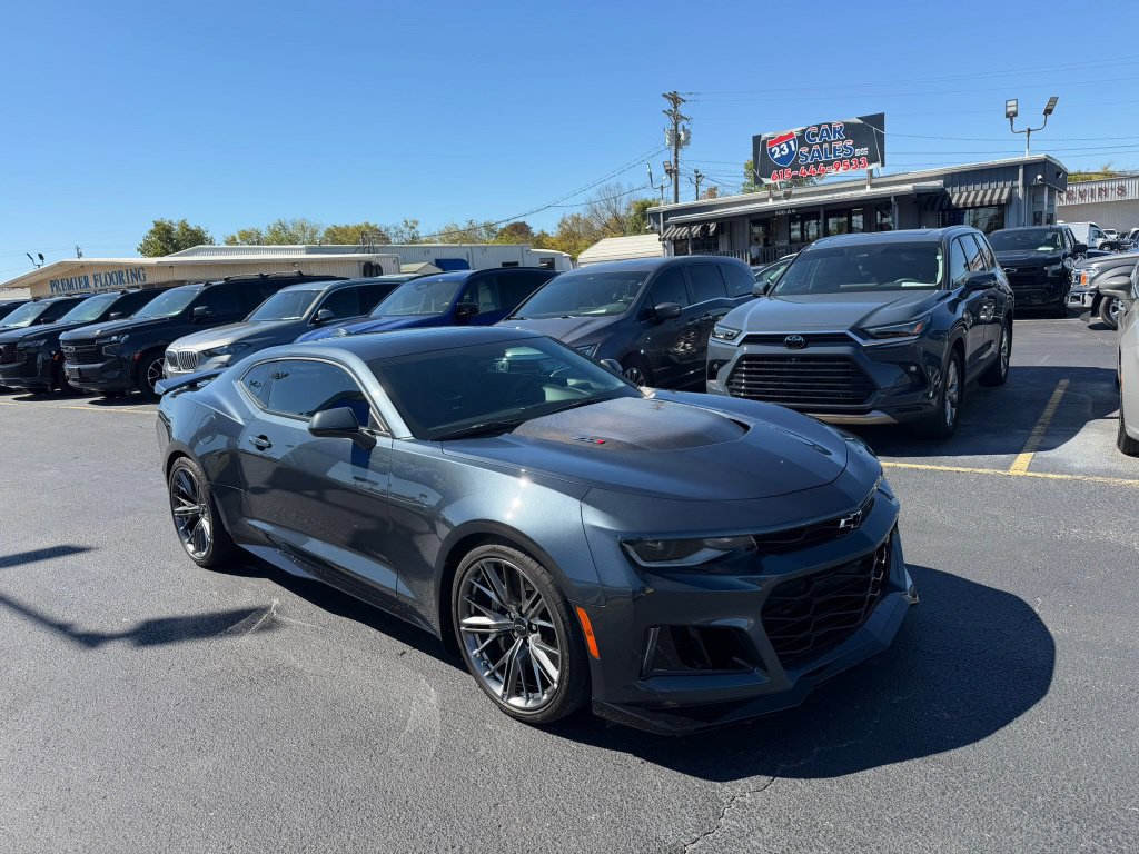 Used 2023 Chevrolet Camaro ZL1 RWD image 2