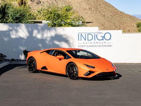 Used 2021 Lamborghini Huracan EVO image 4