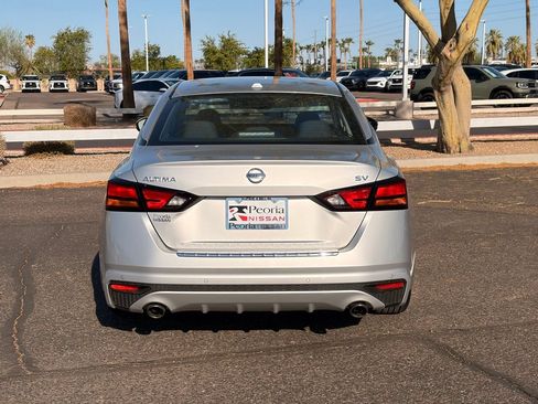 Certified 2020 Nissan Altima 2.5 SV FWD image 5