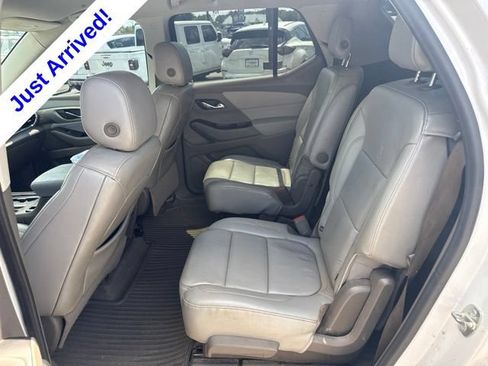 Used 2018 Chevrolet Traverse LT AWD/4WD image 14