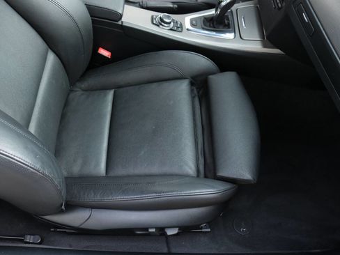 Used 2013 BMW 335is Coupe image 19