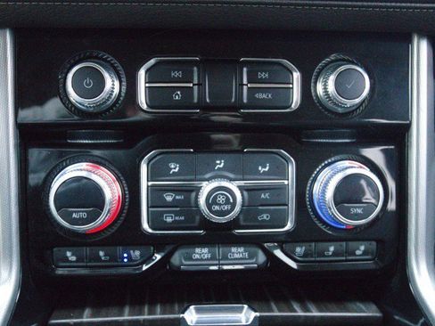 Used 2023 GMC Yukon XL Denali w/ Max Trailering Package AWD/4WD image 27
