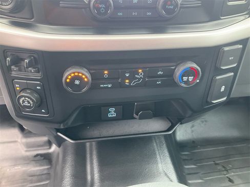 Used 2023 Ford F150 XLT w/ XTR Package image 30
