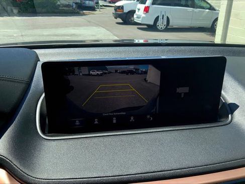 Used 2022 Acura MDX SH-AWD w/ Technology Package image 21