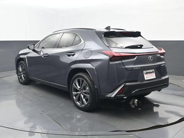Used 2024 Lexus UX 250h F Sport FWD image 3