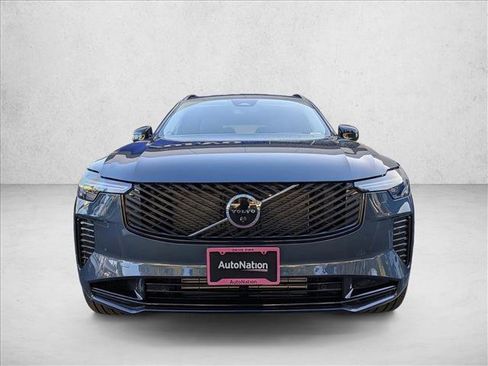 New 2026 Volvo XC90 T8 Ultra w/ Lounge Package image 4