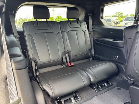 New 2026 Jeep Grand Cherokee L Limited w/ Limited Altitude Package RWD image 10