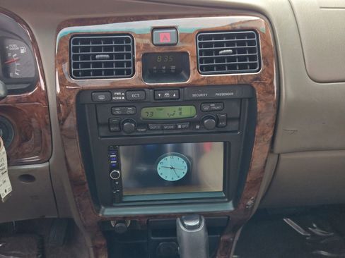 Used 1999 Toyota 4Runner Limited image 24