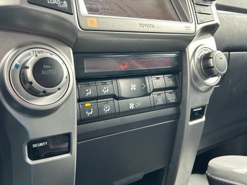 Used 2010 Toyota 4Runner Limited image 36
