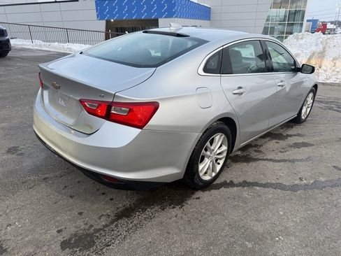 Used 2016 Chevrolet Malibu LT image 6