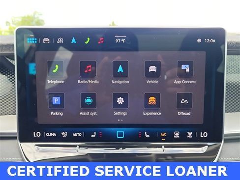 New 2025 Volkswagen Tiguan SE image 19