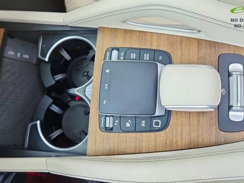 Used 2025 Mercedes-Benz GLS 450 4MATIC w/ AMG Line Exterior image 54