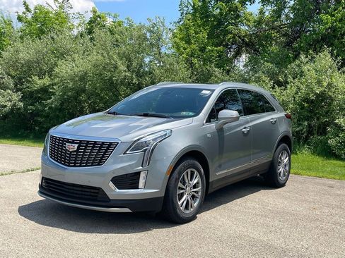 Used 2023 Cadillac XT5 Premium Luxury w/ LPO, Floor Liner Package AWD/4WD image 7