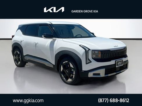 New 2027 Kia Seltos S FWD image 1