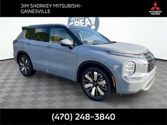 New 2026 Mitsubishi Outlander SEL video 1