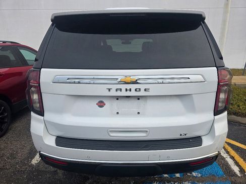 Used 2021 Chevrolet Tahoe LT w/ LT Signature Package image 4