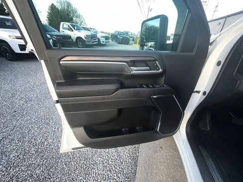 Used 2025 Chevrolet Silverado 2500 LT w/ Trail Boss Package AWD/4WD image 11