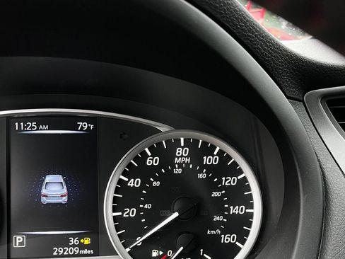 Used 2018 Nissan Sentra NISMO FWD image 25