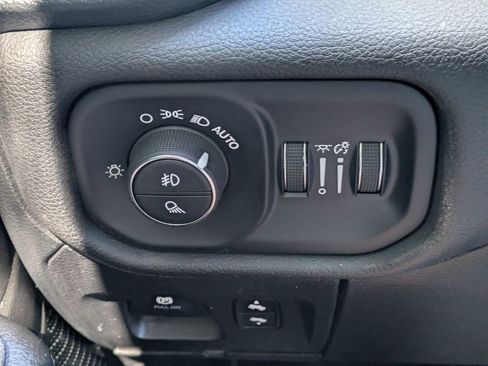 Used 2025 RAM 1500 Big Horn AWD/4WD image 26