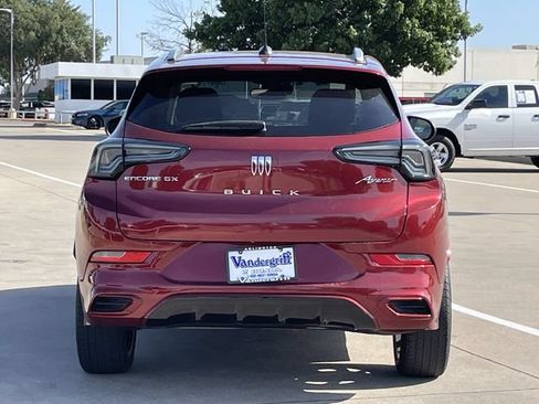 Used 2024 Buick Encore GX Avenir w/ Avenir Convenience Package FWD image 5
