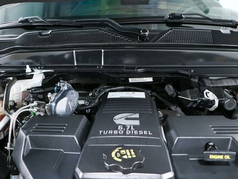 Used 2022 RAM 2500 Limited AWD/4WD image 32