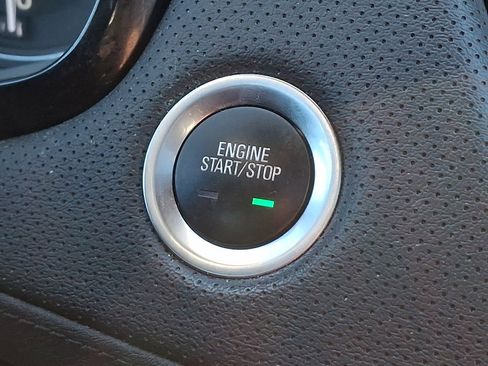 Certified 2023 Cadillac XT5 Sportv w/ Technology Package image 32