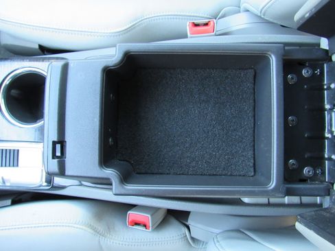 Used 2017 Buick Enclave Premium image 30