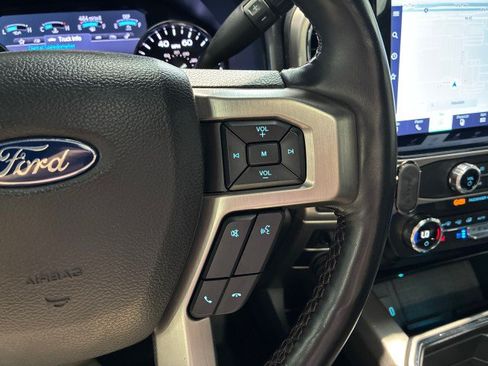 Used 2022 Ford F250 Platinum AWD/4WD image 25