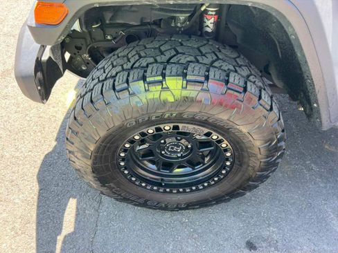 Used 2021 Jeep Gladiator Mojave w/ LED Lighting Group AWD/4WD image 10