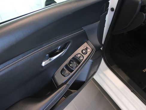Used 2024 Nissan Sentra SV FWD image 29